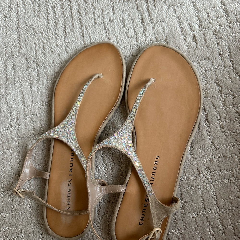 Chinese Laundry Women's Tan Sandals